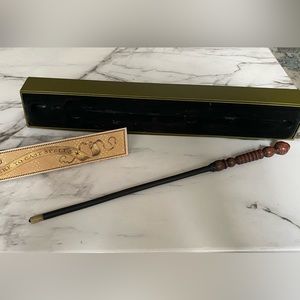 Authentic interactive wand from Ollivander’s